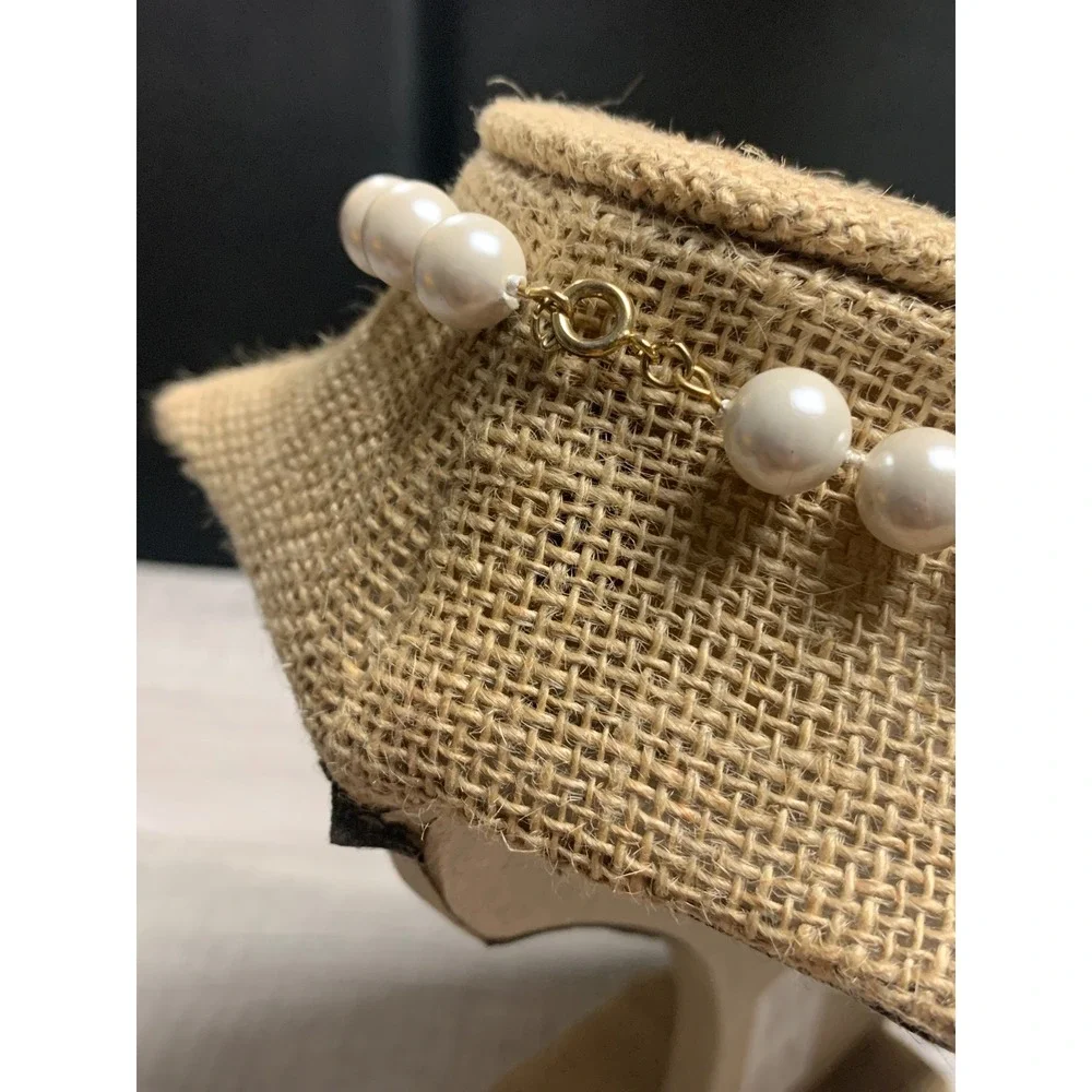 Vintage Faux Pearl Knotted Necklace Creamy White 24 Inch Gold Tone Clasp 4031